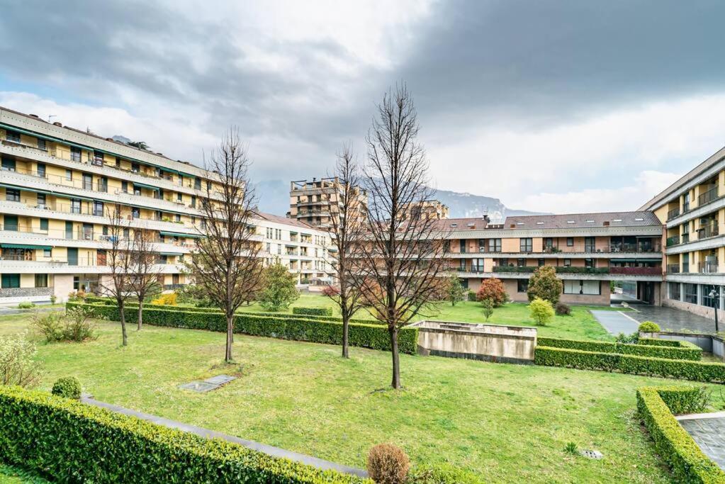 Broletto Park Apartment - Affitti Brevi Italia Lecco Exterior foto